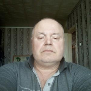 Виталий, 63 года, Казань