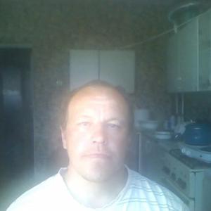 Игорь, 46 лет, Александровск