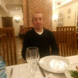 Игорь, 55 лет, Омск