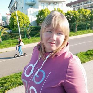 Девушки в Сочи: Людмила, 35 - ищет парня из Сочи