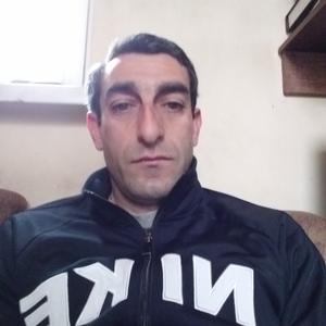 Парни в Ереване: Edgar, 42 - ищет девушку из Еревана
