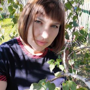 Девушки в Омске: Марина, 38 - ищет парня из Омска
