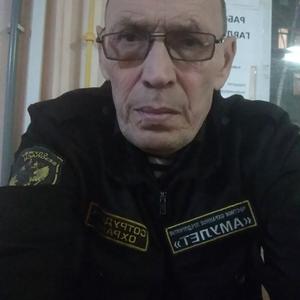 Парни в Бийске: Олег, 57 - ищет девушку из Бийска