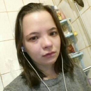 Девушки в Снежинске: Полина, 24 - ищет парня из Снежинска