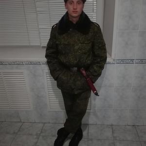 Парни в Звенигороде: Дмитрий, 23 - ищет девушку из Звенигорода