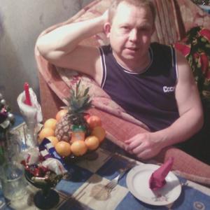 Парни в Серове (Свердловская обл.): Игорь, 54 - ищет девушку из Серова (Свердловская обл.)