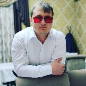 Парни в Тольятти: Артур Андрейко, 26 - ищет девушку из Тольятти