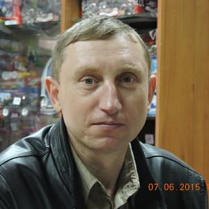 Парни в Устюжне: Александр, 27 - ищет девушку из Устюжны