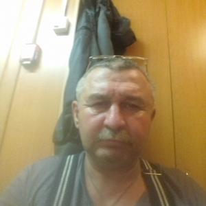 Валерий, 56 лет, Пермь