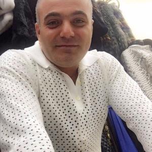 Парни в Ереване: Arsen, 41 - ищет девушку из Еревана