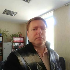 Парни в Нижнекамске: Петр, 42 - ищет девушку из Нижнекамска