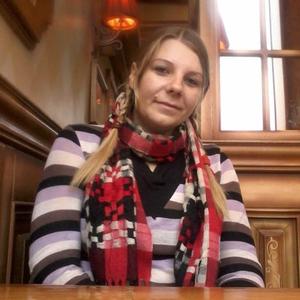 Девушки в Смоленске: Ирина, 35 - ищет парня из Смоленска