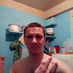 Парни в Сыктывкаре: Александр, 41 - ищет девушку из Сыктывкара