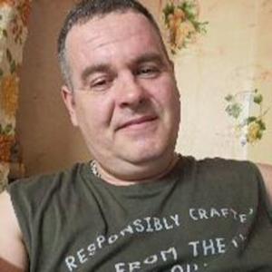 Парни в Гатчине: Сергей, 51 - ищет девушку из Гатчины