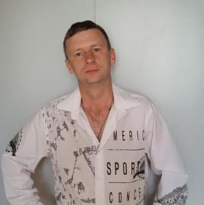 Парни в Твери: Кирилл, 38 - ищет девушку из Твери
