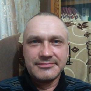 Dmitrii, 49 лет, Киров