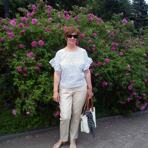 Девушки в Екатеринбурге: Евгения, 61 - ищет парня из Екатеринбурга