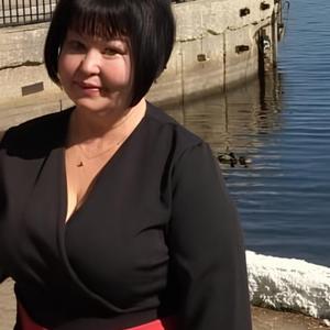 Девушки в Тольятти: Людмила, 61 - ищет парня из Тольятти