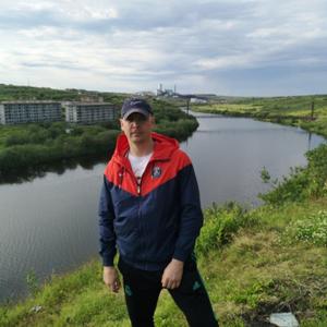 Парни в Воркуте: Илья, 34 - ищет девушку из Воркуты