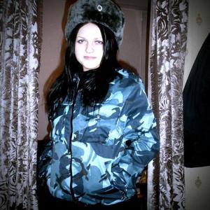 Девушки в Новокузнецке: Яна, 33 - ищет парня из Новокузнецка