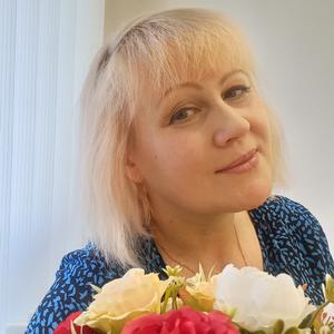 Девушки в Оренбурге: Ольга, 49 - ищет парня из Оренбурга