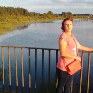Девушки в Торопце: Ольга, 58 - ищет парня из Торопца