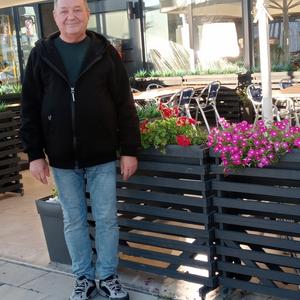 Парни в Сочи: Василий, 61 - ищет девушку из Сочи