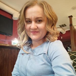 Девушки в Донецке: Ирина, 36 - ищет парня из Донецка