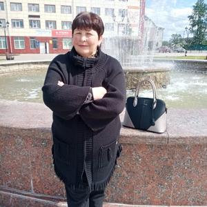 Девушки в Екатеринбурге: Вера, 66 - ищет парня из Екатеринбурга