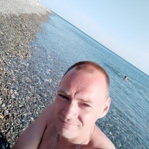 Олег, 38 лет, Радужный