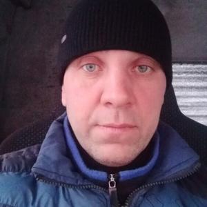 Анатолий, 48 лет, Березовский