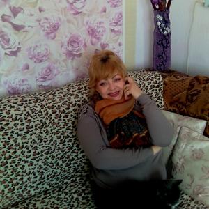 Девушки в Новороссийске: Ирина, 60 - ищет парня из Новороссийска