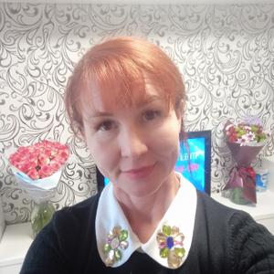 Парни в Казани (Татарстан): Ирина, 47 - ищет девушку из Казани (Татарстан)