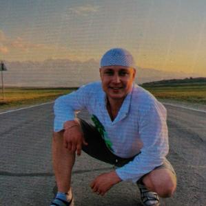 Парни в Барнауле (Алтайский край): Ruslan, 36 - ищет девушку из Барнаула (Алтайский край)