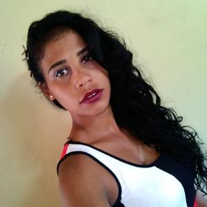 Девушки в Cuba: Yusleidis, 36 - ищет парня из Cuba