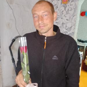 Парни в Томске: Василий, 38 - ищет девушку из Томска