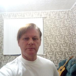 Валентин, 55 лет, Краснодар
