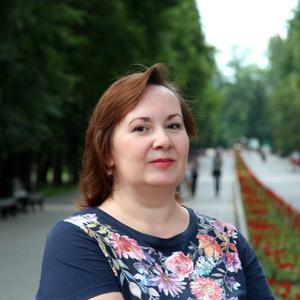 Девушки в Казани (Татарстан): Юлия, 52 - ищет парня из Казани (Татарстан)