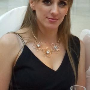 Девушки в Кишиневе: Diana Mindrescu, 36 - ищет парня из Кишинева