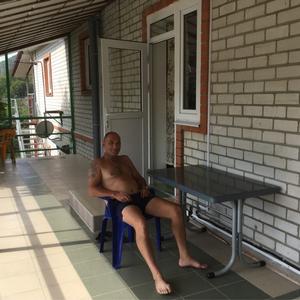 Парни в Невинномысске: Юрий, 64 - ищет девушку из Невинномысска