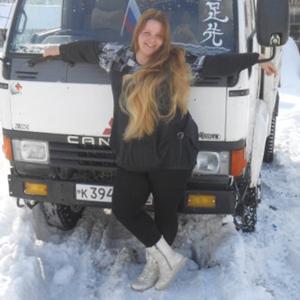 Девушки в Южно-Сахалинске: Tatyana, 39 - ищет парня из Южно-Сахалинска