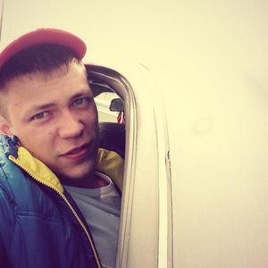 Парни в Усть-Илимске: Владислав, 27 - ищет девушку из Усть-Илимска