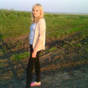 Парни в Тюменская: Алена, 27 - ищет девушку из Тюменская