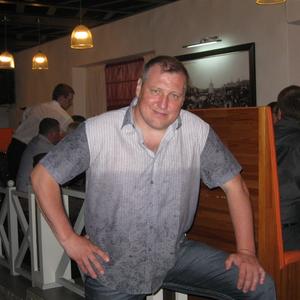 Денис, 48 лет, Балаково