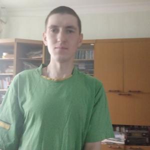 Парни в Магнитке: Андрей, 26 - ищет девушку из Магнитки