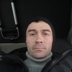 Олег, 47 лет, Волгоград
