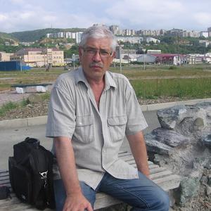 Парни в Хабаровске (Хабаровский край): Юрий, 66 - ищет девушку из Хабаровска (Хабаровский край)