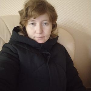 Девушки в Казани (Татарстан): Разина, 33 - ищет парня из Казани (Татарстан)
