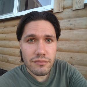 Игорь, 35 лет, Екатеринбург