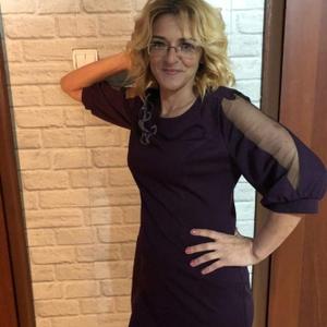 Елена, 45 лет, Белогорск